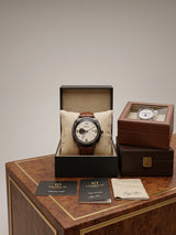 The FRERDUD Classic Leather Timepiece