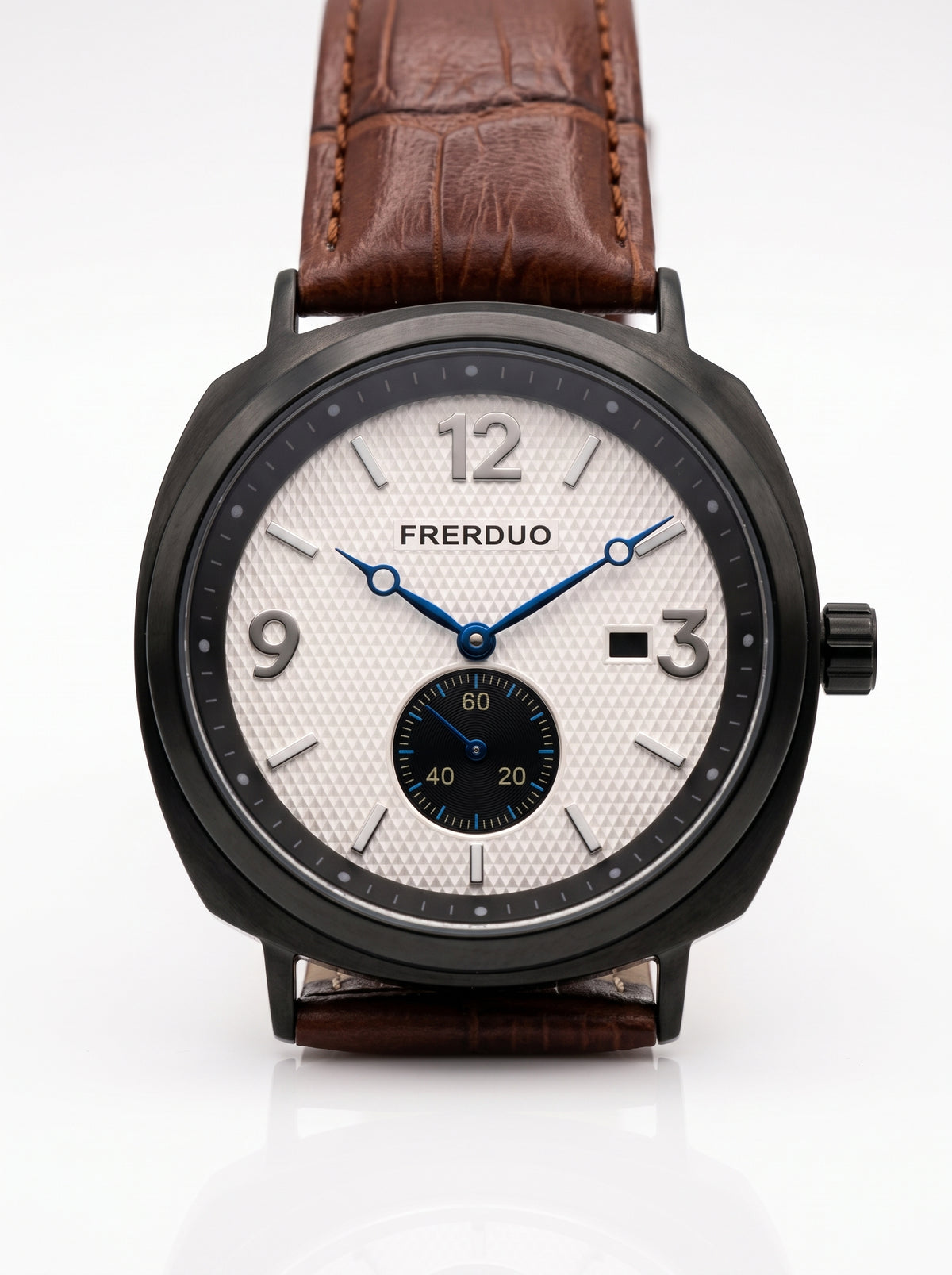 The FRERDUD Classic Leather Timepiece